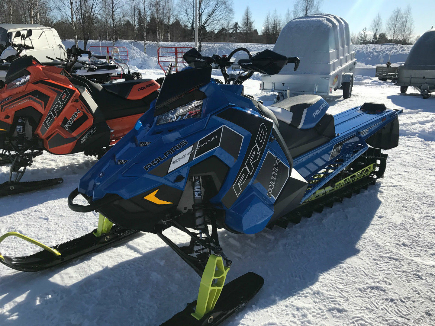 Polaris RMK Axys 800