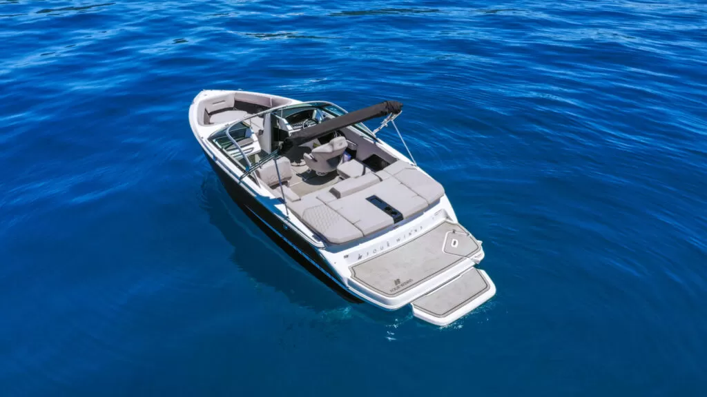 PREMIUM Four Winns Horizon Series
