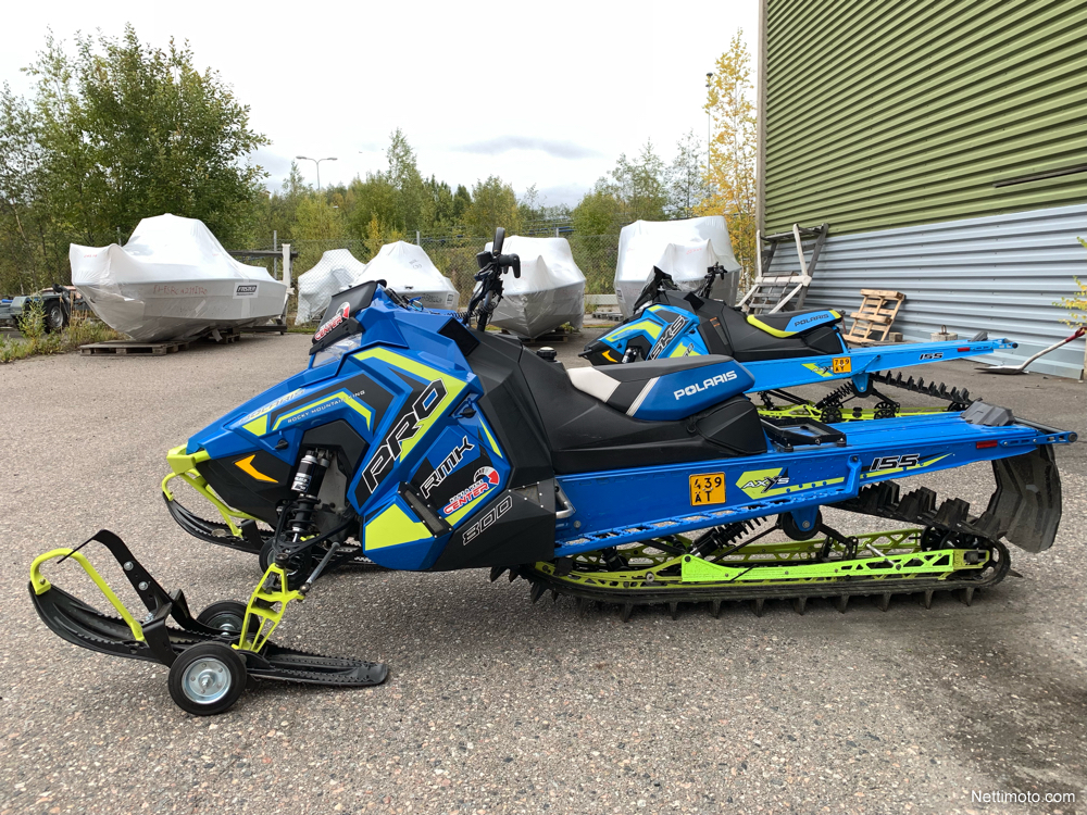 Polaris RMK Axys 800